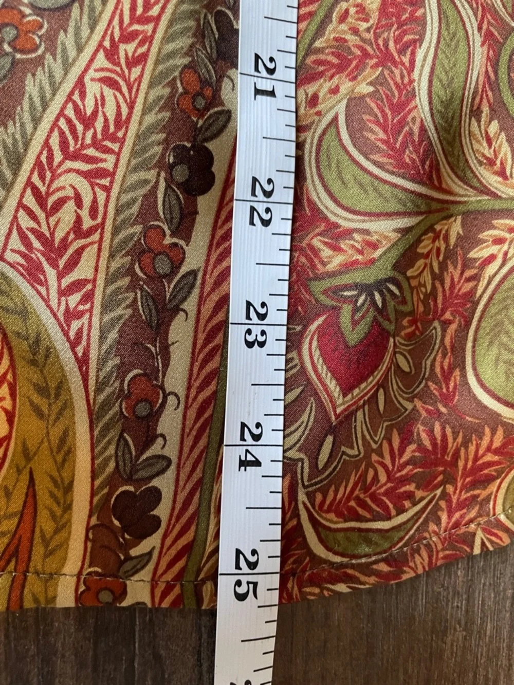 Nine West Silk Multicolor Paisley Collared Button-Down Shirt Red Green Tan Sz 12 - Picture 8 of 8